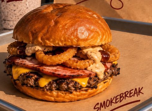The Smokebreak burger with onion rings